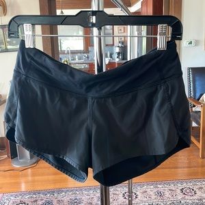 Lululemon black low rise shorts with lining on inside